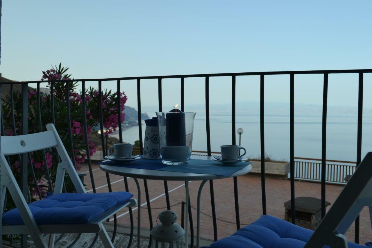Charming Place 2 Ταορμίνα Εξωτερικό φωτογραφία